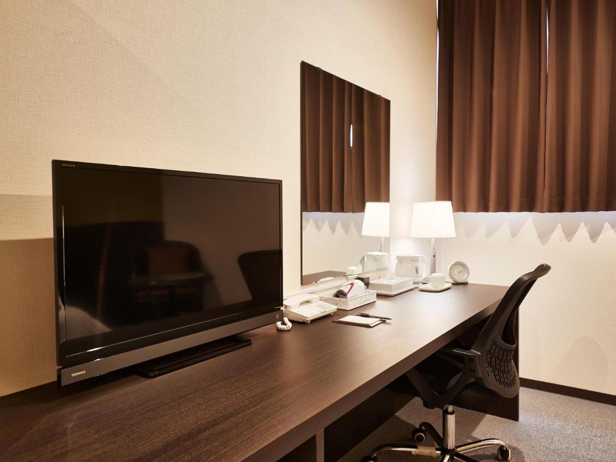 คราวน์ โฮเต็ล โอกินาวา แอนเน็กซ์ Hotel Okinawa ภายนอก รูปภาพ