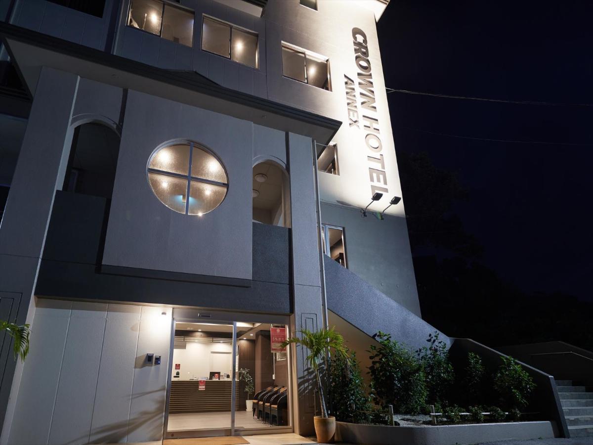 คราวน์ โฮเต็ล โอกินาวา แอนเน็กซ์ Hotel Okinawa ภายนอก รูปภาพ